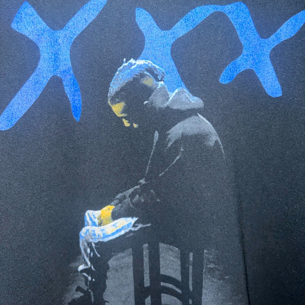 “XXX” Graphic Rapper T-Shirt - Picture 3 of 3